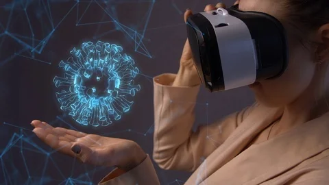 Young Woman Is Using The Virtual Reality Headset Видео 126779164