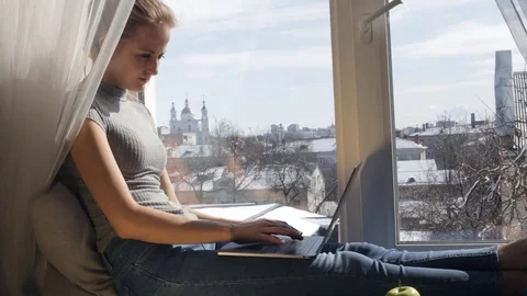 Young woman working on computer Stock-Footage 75228704