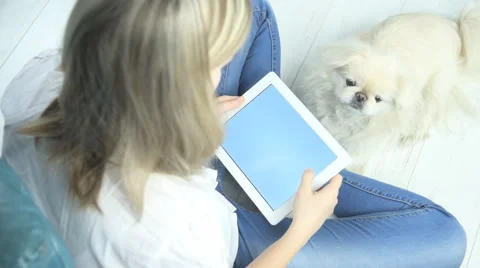Young women  with tablet pc. Stock Footage 58505772