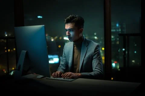 Young Workaholic Write Emails With Beautiful View Foto stock