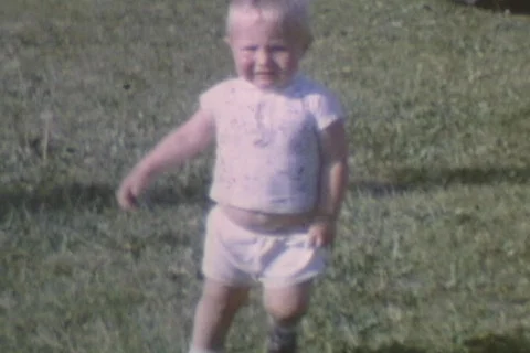 "YOU'RE IT" Stock-Footage 133624