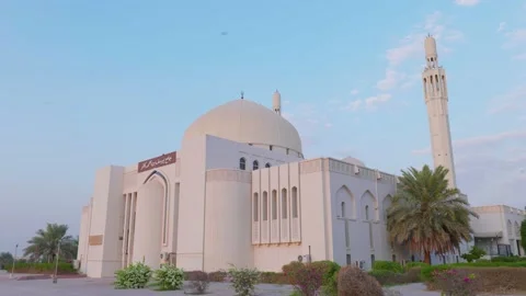 Yousif Bin Ahmed Kanoo Mosque Stock Footage