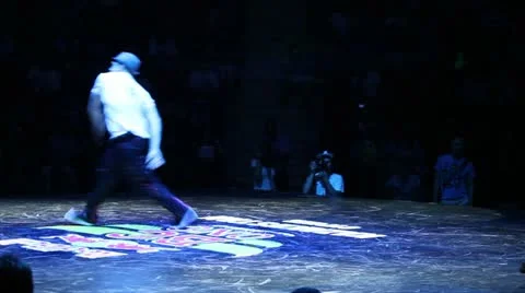 Youth dance breakdance Stock Footage 12111348