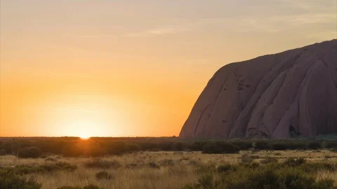 YULARA / AUSTRALIA - CIRCA 2010s: Timelapse  showing clouds over Uluru / Ayers R 스톡 동영상 116523375