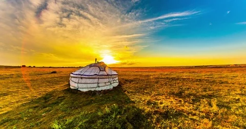 Yurt in the steppe, Mongolia. 4k time lapse Video stock 74007178