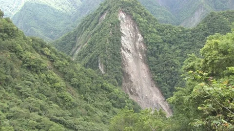 Yushan (玉山) mountain range Stock Footage 42136104