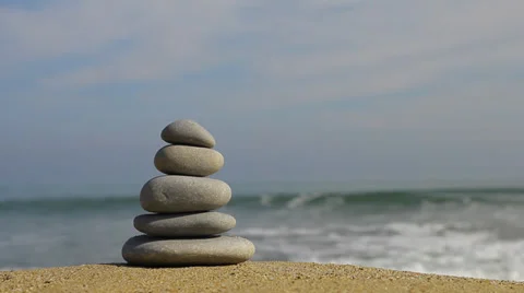 Zen stones on the beach 스톡 동영상 38284540