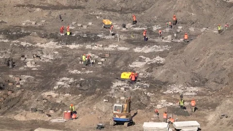 Zero-cycle workers make the foundation - A2 Stock Footage 147436734
