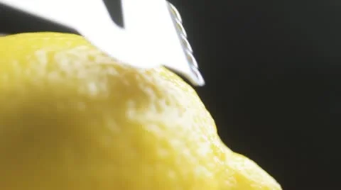Zesting Lemon Stockbeeldmateriaal 11950828