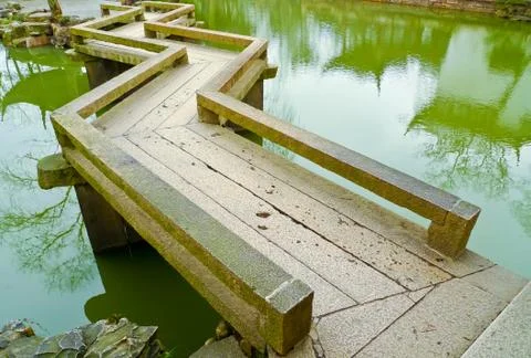 Zig-zag bridge Stock-Fotos