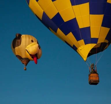 Zig-Zag pattern hot-air balloon ascending Stock Photos