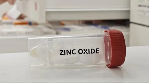 ZINC OXIDE tablets for support immune function and treat zinc deficiency Stock-Fotos