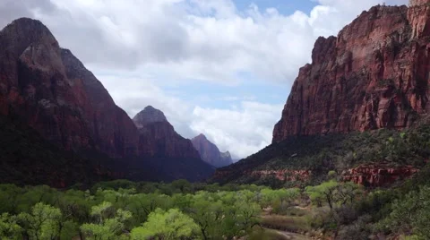 Zion National Park Cliffs &amp; clouds 7 Stock Footage 40027699