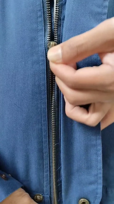 Zipper broken Stock Footage 288826642