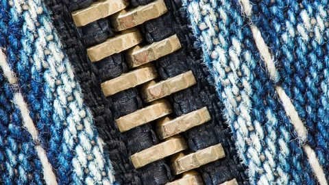 Zipper with metal teeth 库存影片 166858809