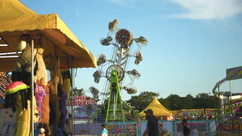 Zipper Ride at Fair 스톡 동영상 153499406