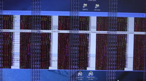 Zoom, computer screen with graphic card error Stock Footage 42218173