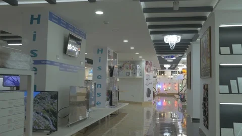 Zoom in display of inside a home store Stock Footage 97580782