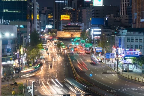 Zoom Stock-Footage 106871484