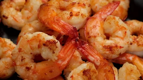 Zoom frame fried shrimps, close up Vídeos de archivo 247258736