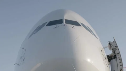 Zoom from front airplane close to full front view Stock Footage 248034617