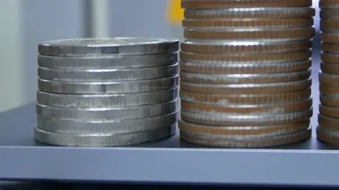 Zoom in group of coins. Video stock 149302577