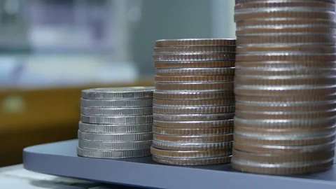Zoom in group of coins. Video stock 149302952