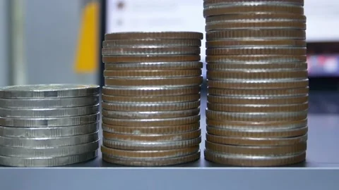 Zoom in group of coins. Video stock 149302968