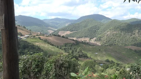 Zoom in to the mountains in Mae Hong Son, Thailand Stock Footage 101202354