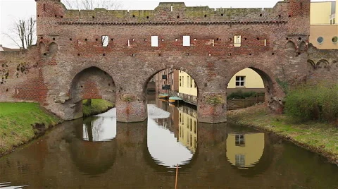 Zoom old city wall Stock Footage 61250775