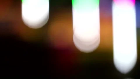 Zoom out of blurred light of neon and reflection light on swimming pool Vídeo Stock 138735646