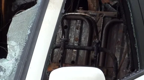Zoom out broken front window of a blasted car 3 Video stock 47410495