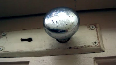 Zoom out from keyhole Stock Footage 67089044