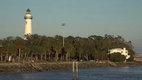 Zoom out from lighthouse at St Simons Island, Georgia, USA Stock Footage 71270783