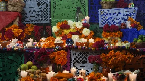 Zoom out Mexican offering Stock Footage 118169484