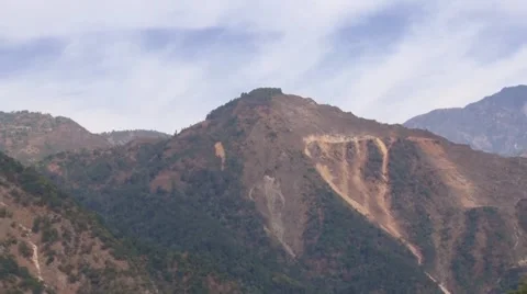 Zoom out from mount to mountain landscape Vídeo Stock 46740955