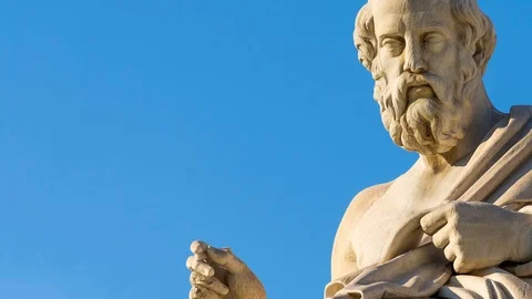 Zoom out of the statue of the Greek philosopher Plato Stock Footage 98484300