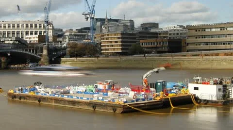 Zoom Out Time Lapse of River Thames Stock Footage 12741392