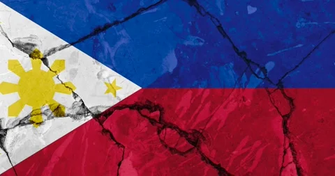 A zoom out video of an old grunge cracked wall with the philippines flag 스톡 동영상 337431189