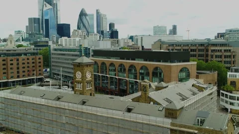 Zoom out View of Docks in Central London, Drone Footage, 4K/25F Stock Footage 171173876