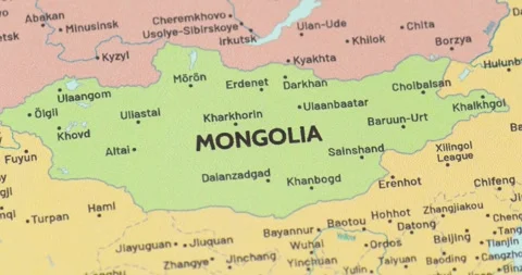 Zoom out view of mongolia on a modern political world map Vidéo 346848147