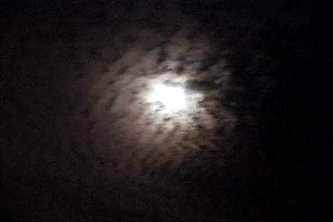 Zoom in to the real moon Vídeo Stock 353975