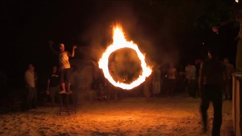 Zoom Into Ring of Fire on Beach 스톡 동영상 92632071