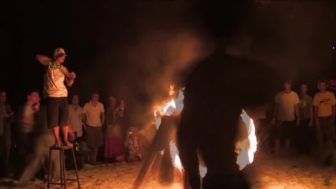 Zoom Into Ring of Fire on Beach 스톡 동영상 92632706