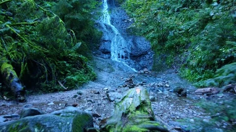 Zoom in on Waterfall (drone) Stock Footage 162908496