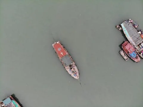 Zoomed In Overhead Drone Shot of Boats in Cat Ca Bay Stock Photos