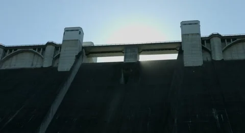 Zoomup da drain 4k  non color graded (4000x2160) Video stock 49838423