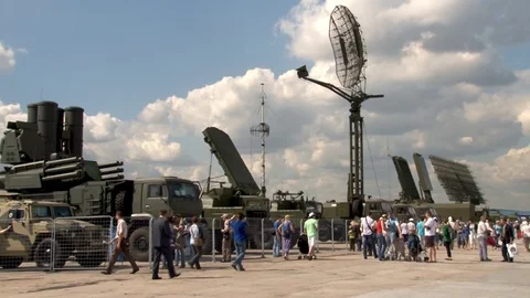 ZRPK Shell-C1 (Greyhound) S-400 Triumph (Growler) and radar. Close-up. Stock Footage 116232845