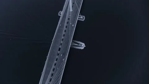 ZSD Bridge boat 動画素材 194154079