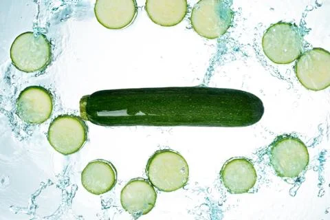 Zucchini Water Splash Foto stock